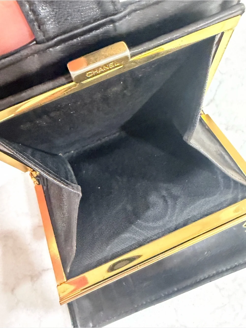 CHANEL Black Patent Leather CC Logo Wallet